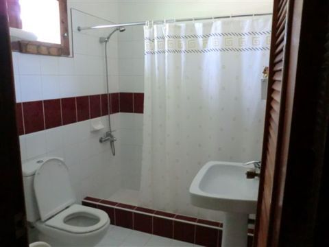 'Bathroom1' Casas particulares are an alternative to hotels in Cuba.